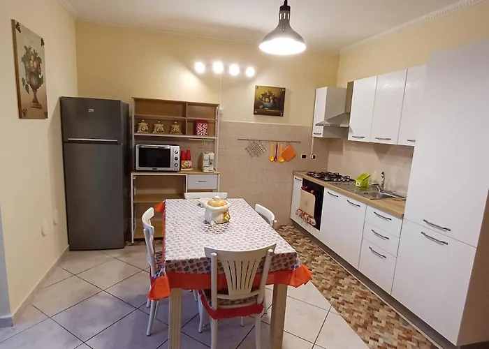 Villino Fatima Alojamento de Acomodação e Pequeno-almoço Crotone