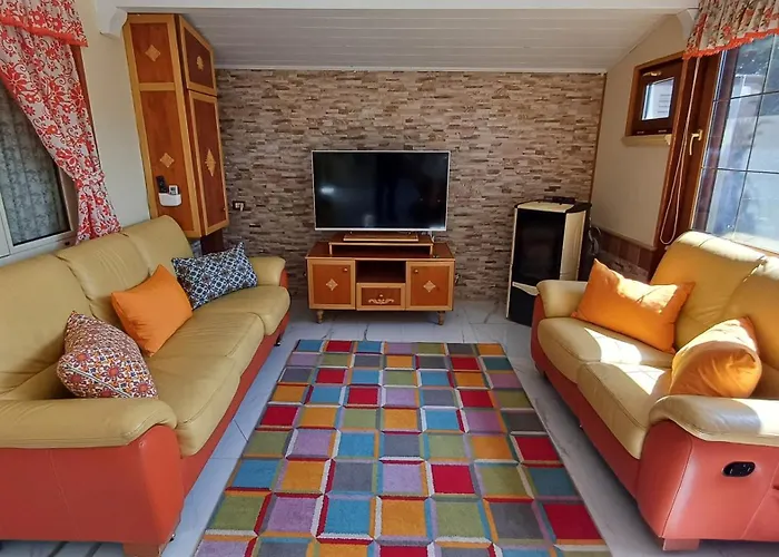 Villino Fatima 住宿加早餐酒店 克罗托内