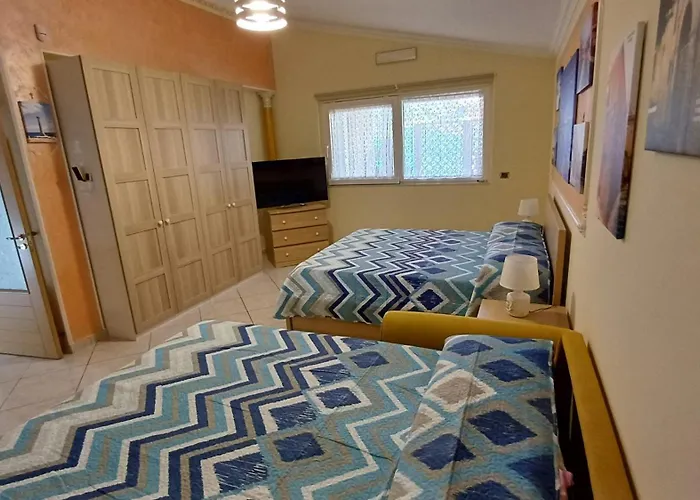 Alojamento de Acomodação e Pequeno-almoço Villino Fatima Crotone